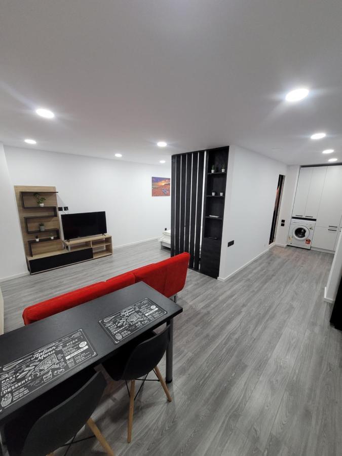 88 Apartment *